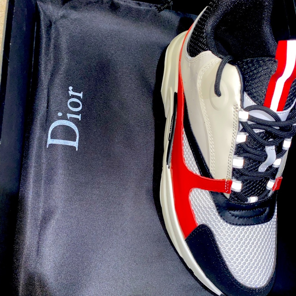 Dior B22 Brand new